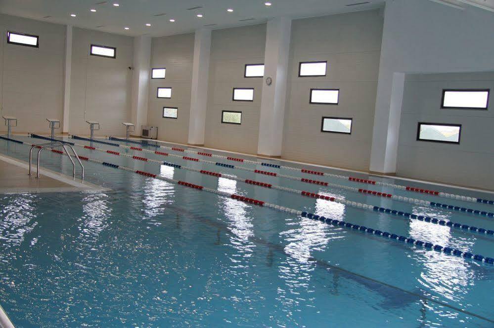 Pik Elegance Hotel Ploiesti Luaran gambar